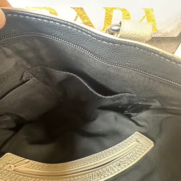 Stone Mountain  Black and Cream Tote, Shoulder bag - Picture 6 of 8